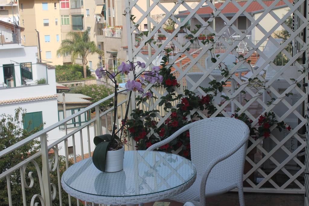B&B Il Giglio Bianco Σορέντο Εξωτερικό φωτογραφία