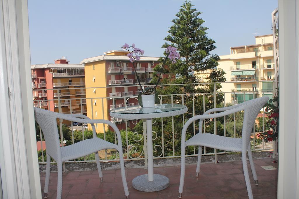 B&B Il Giglio Bianco Σορέντο Εξωτερικό φωτογραφία